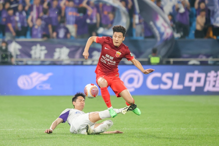 武磊符合苏超参赛条件,但不可以把“有资格”和“有望”混为一谈